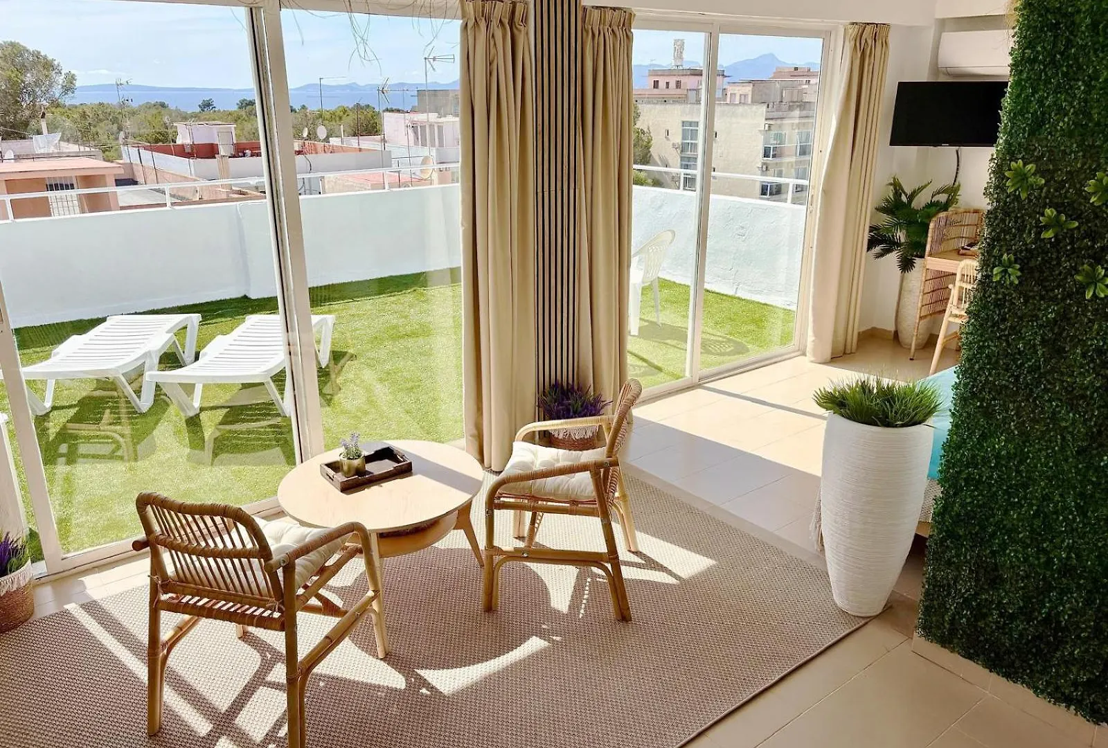 Hotel Palma Mazas El Arenal 2*,
